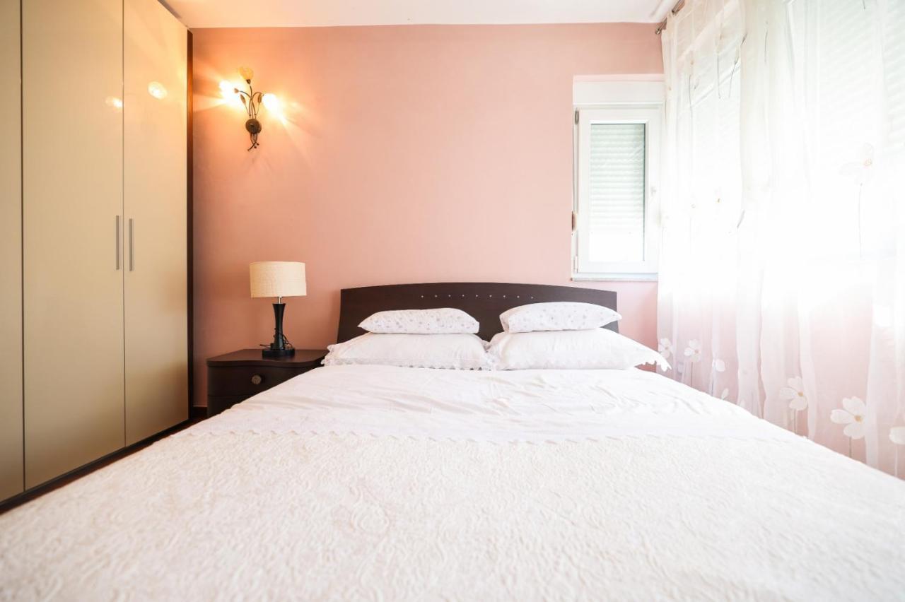 Holiday Home Cvita Sukosan Ngoại thất bức ảnh