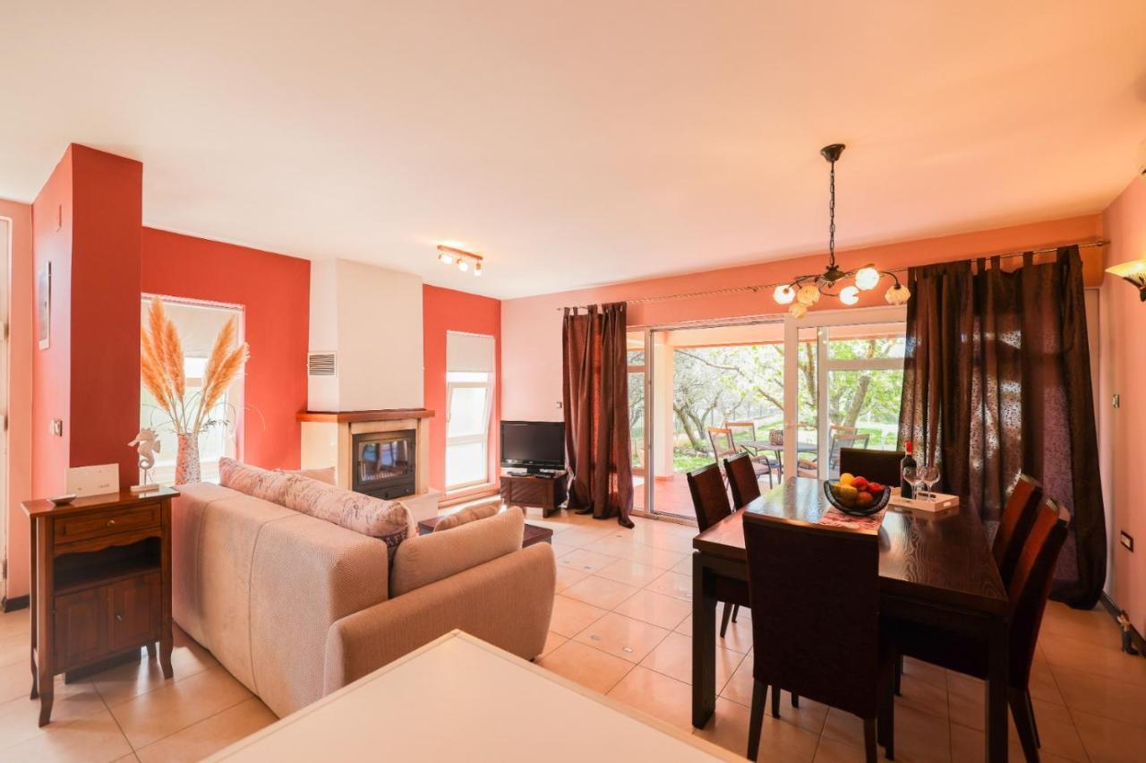 Holiday Home Cvita Sukosan Ngoại thất bức ảnh