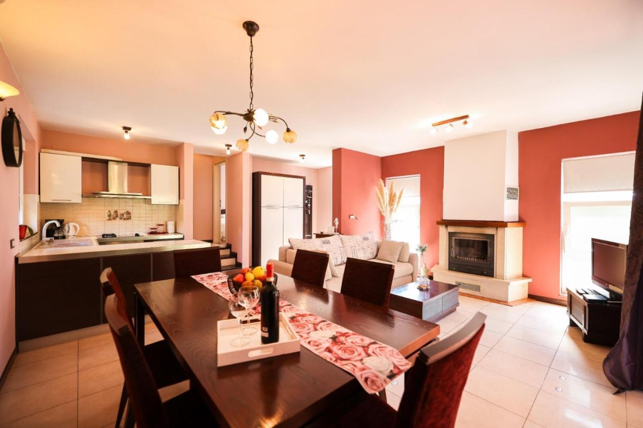 Holiday Home Cvita Sukosan Ngoại thất bức ảnh