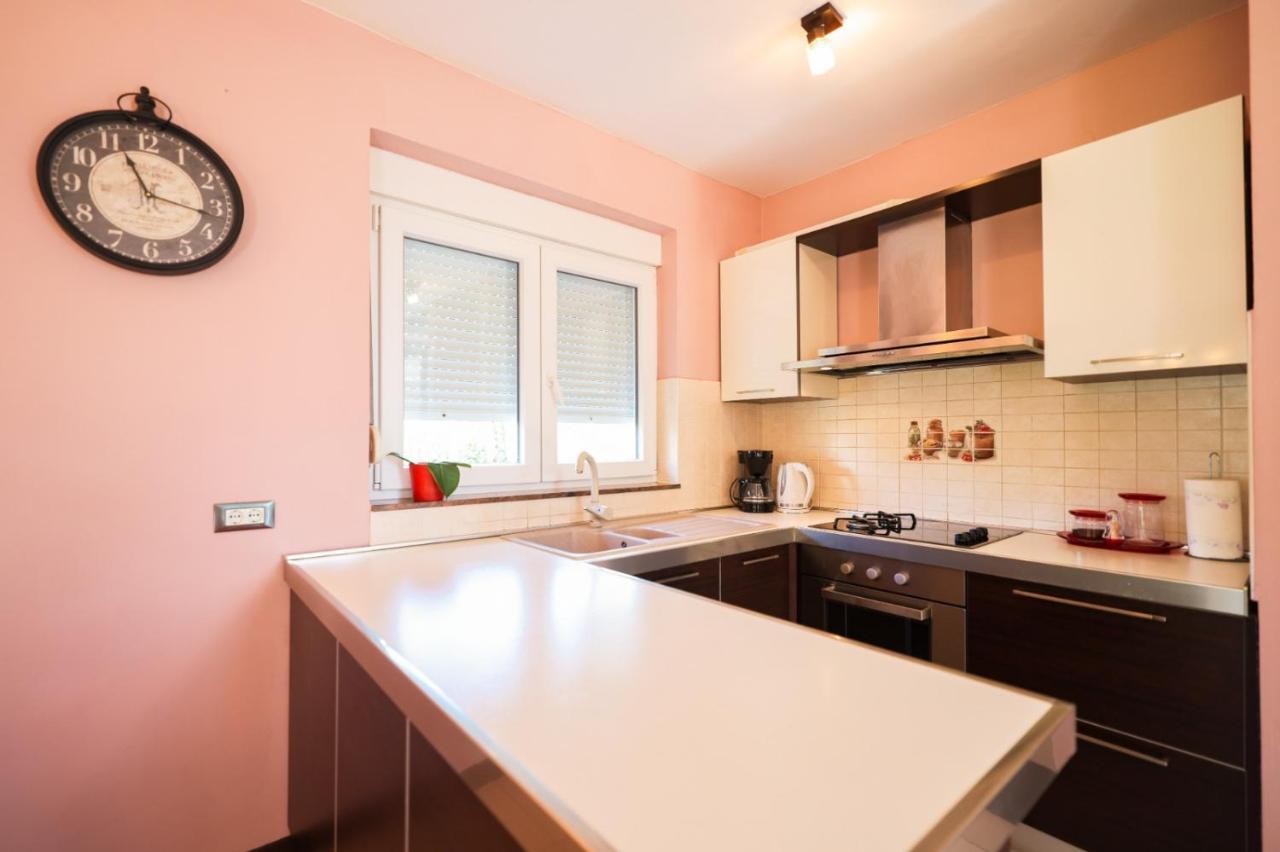 Holiday Home Cvita Sukosan Ngoại thất bức ảnh
